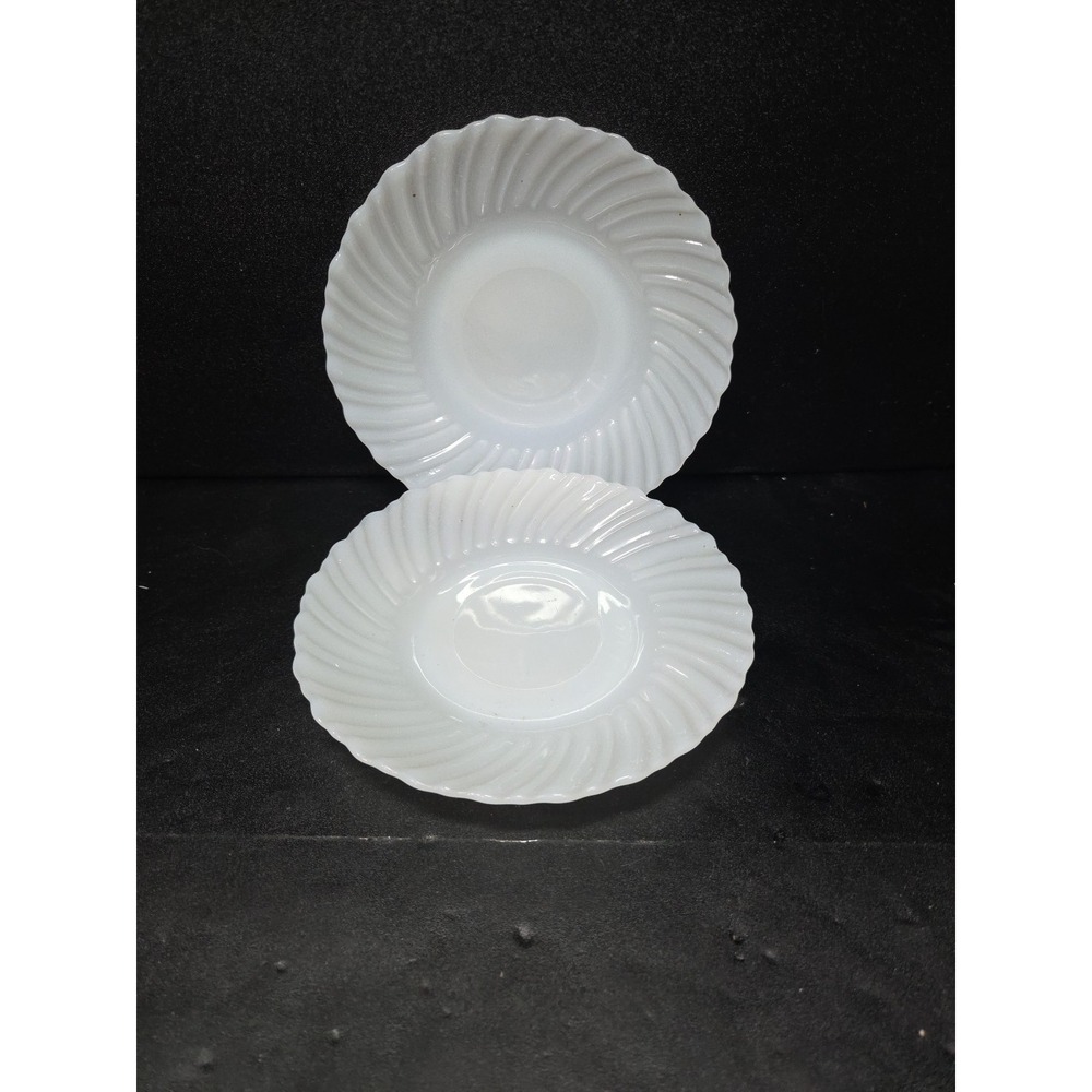 Termocrisa Milk Glass Bread Plates,‎ Translucent Swirl Plates, Vintage Set of 2